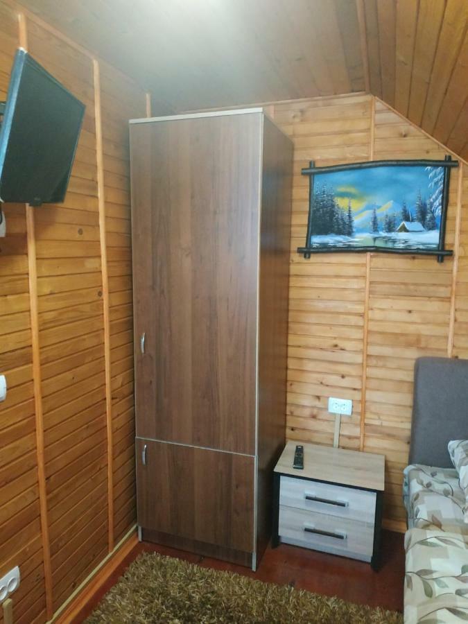 У Оксани Guest House Kvasy Exterior photo